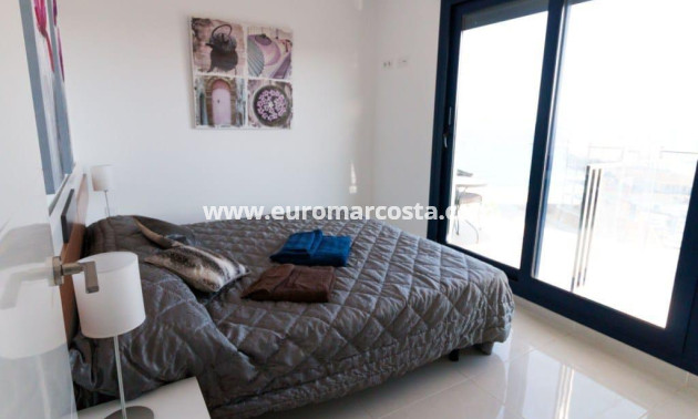 Objekte zum Wiederverkauf - Wohnung - Torrevieja - Orihuela Costa