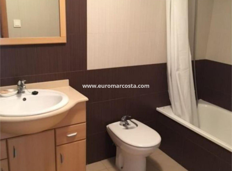 Sale - Apartment / flat - Algorfa