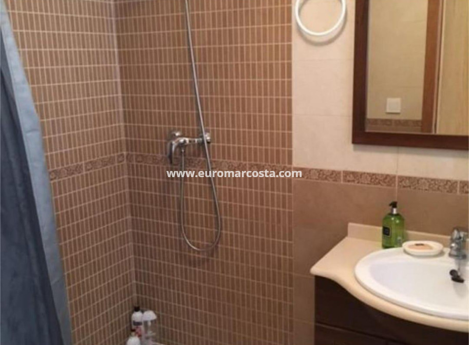Sale - Apartment / flat - Algorfa