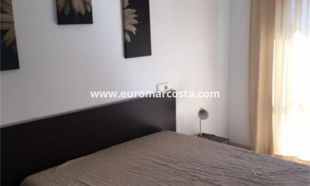 Sale - Apartment / flat - Algorfa