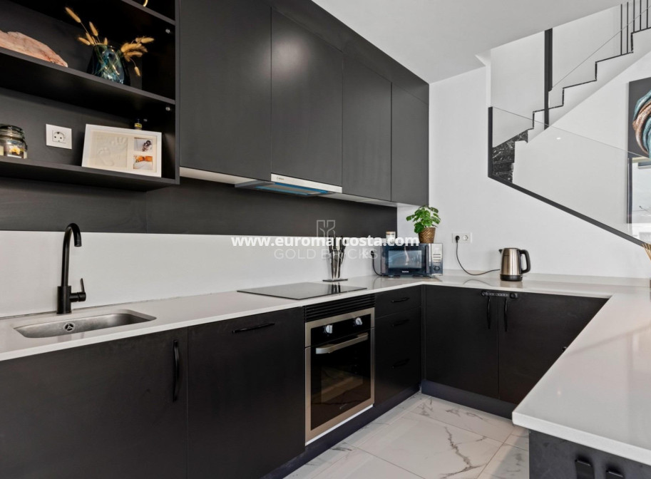 Venta - Villa - Los Montesinos - La herrada