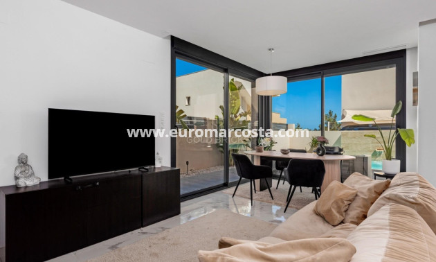 Venta - Villa - Los Montesinos - La herrada