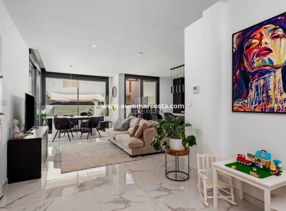 Venta - Villa - Los Montesinos - La herrada