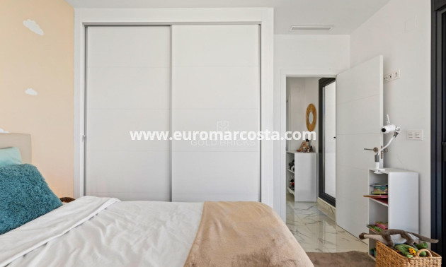 Venta - Villa - Los Montesinos - La herrada