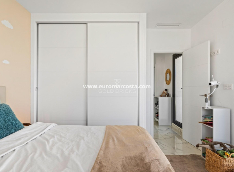 Venta - Villa - Los Montesinos - La herrada