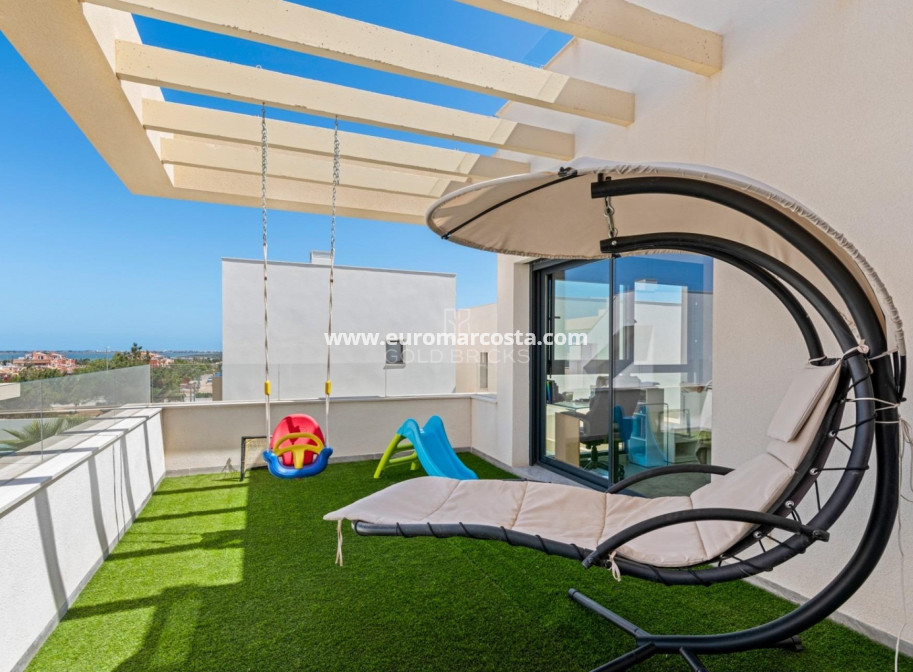 Venta - Villa - Los Montesinos - La herrada