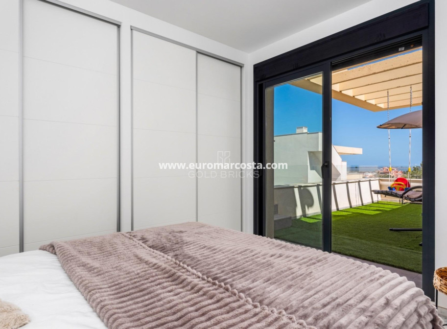 Venta - Villa - Los Montesinos - La herrada