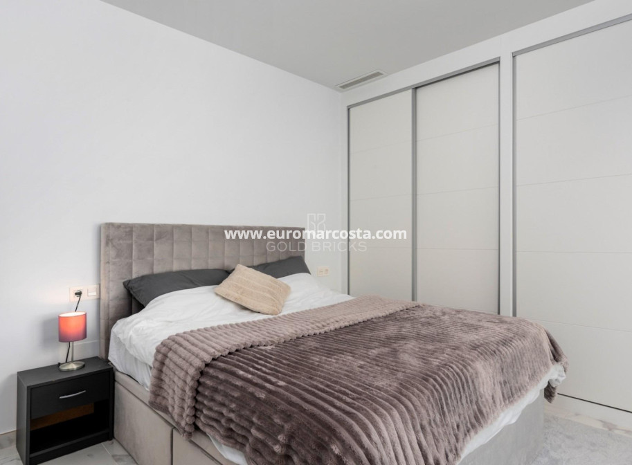 Venta - Villa - Los Montesinos - La herrada
