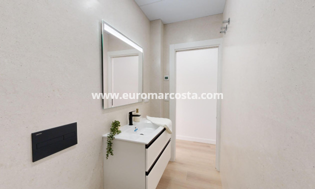 Venta - Apartamento / piso - Guardamar del Segura - Pueblo