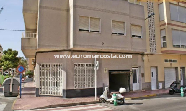 Venta - Apartamento / piso - Torrevieja - TORREVIEJA