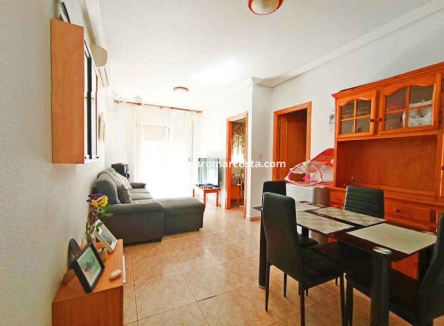 Objekte zum Wiederverkauf - Wohnung - Torrevieja - TORREVIEJA
