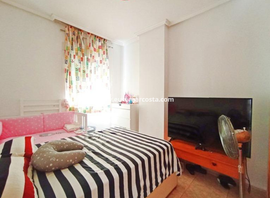 Objekte zum Wiederverkauf - Wohnung - Torrevieja - TORREVIEJA