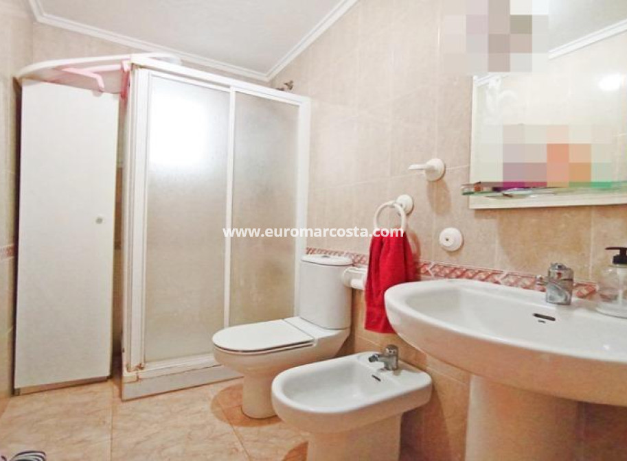 Objekte zum Wiederverkauf - Wohnung - Torrevieja - TORREVIEJA