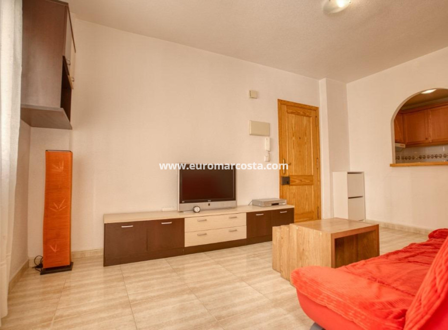 Objekte zum Wiederverkauf - Wohnung - Torrevieja - TORREVIEJA