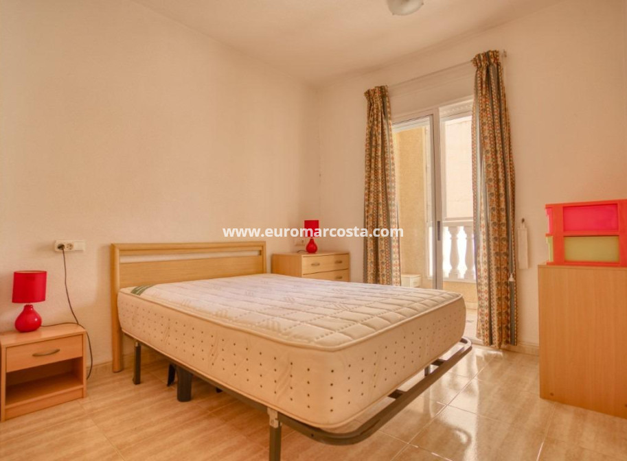 Objekte zum Wiederverkauf - Wohnung - Torrevieja - TORREVIEJA