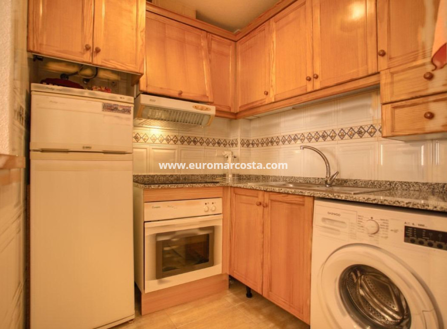 Objekte zum Wiederverkauf - Wohnung - Torrevieja - TORREVIEJA