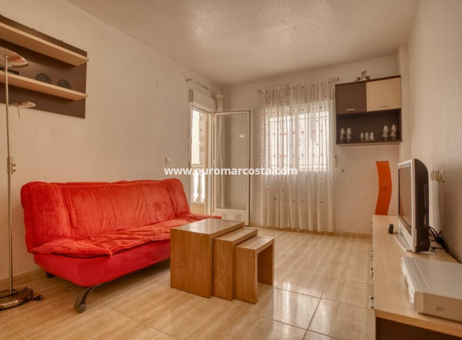 Objekte zum Wiederverkauf - Wohnung - Torrevieja - TORREVIEJA