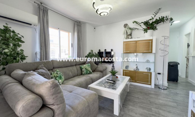 Objekte zum Wiederverkauf - Wohnung - Torrevieja - La Mata