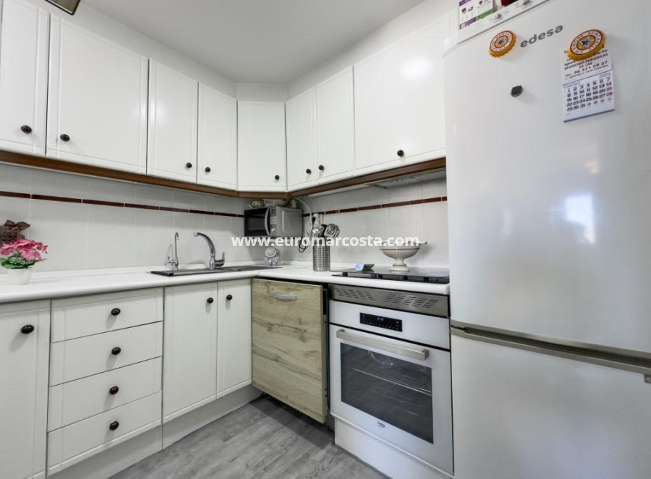 Objekte zum Wiederverkauf - Wohnung - Torrevieja - La Mata