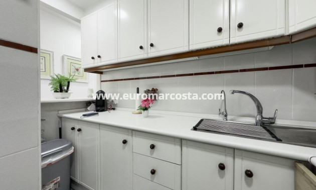 Objekte zum Wiederverkauf - Wohnung - Torrevieja - La Mata