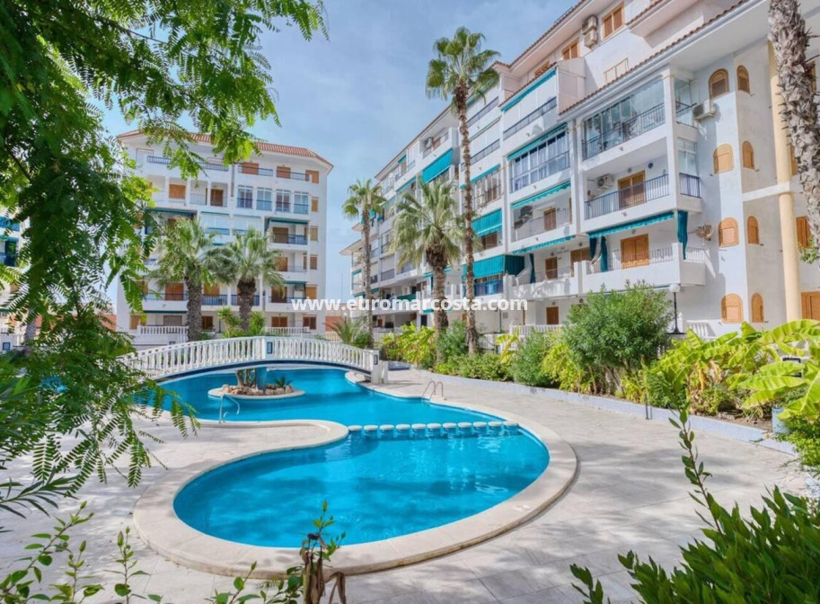 Objekte zum Wiederverkauf - Wohnung - Torrevieja - La Mata