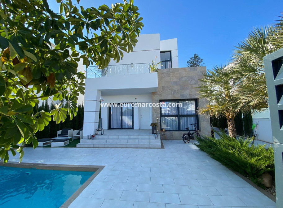 Objekte zum Wiederverkauf - Villa freitstehend - Ciudad Quesada - Rojales park