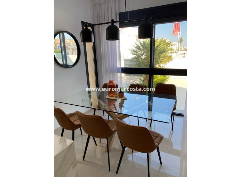 Objekte zum Wiederverkauf - Villa freitstehend - Ciudad Quesada - Rojales park