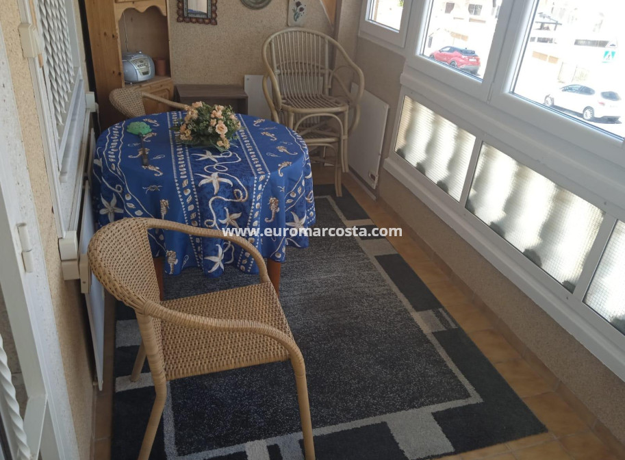 Objekte zum Wiederverkauf - Bungalow - Torrevieja - Calas blanca