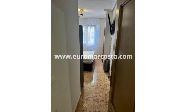 Objekte zum Wiederverkauf - Wohnung - Torrevieja - TORREVIEJA