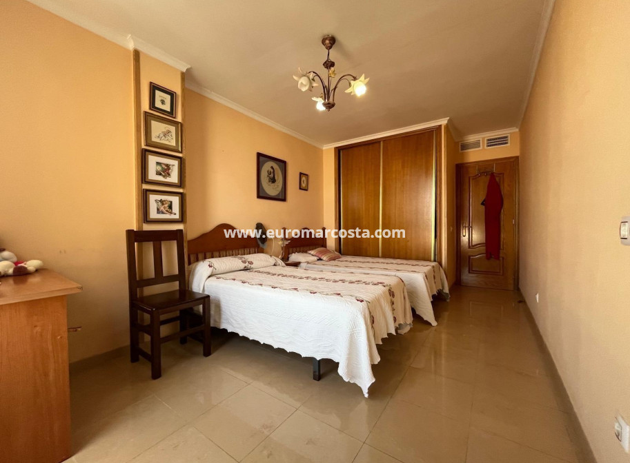 Venta - Apartamento / piso - Torrevieja - TORREVIEJA