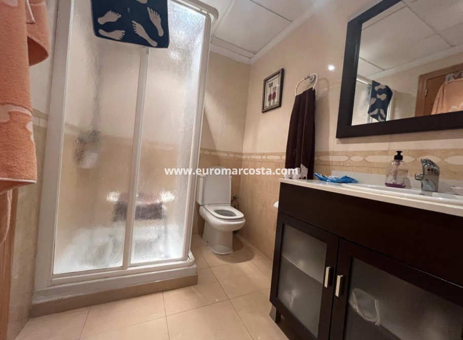 Venta - Apartamento / piso - Torrevieja - TORREVIEJA