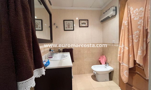 Venta - Apartamento / piso - Torrevieja - TORREVIEJA