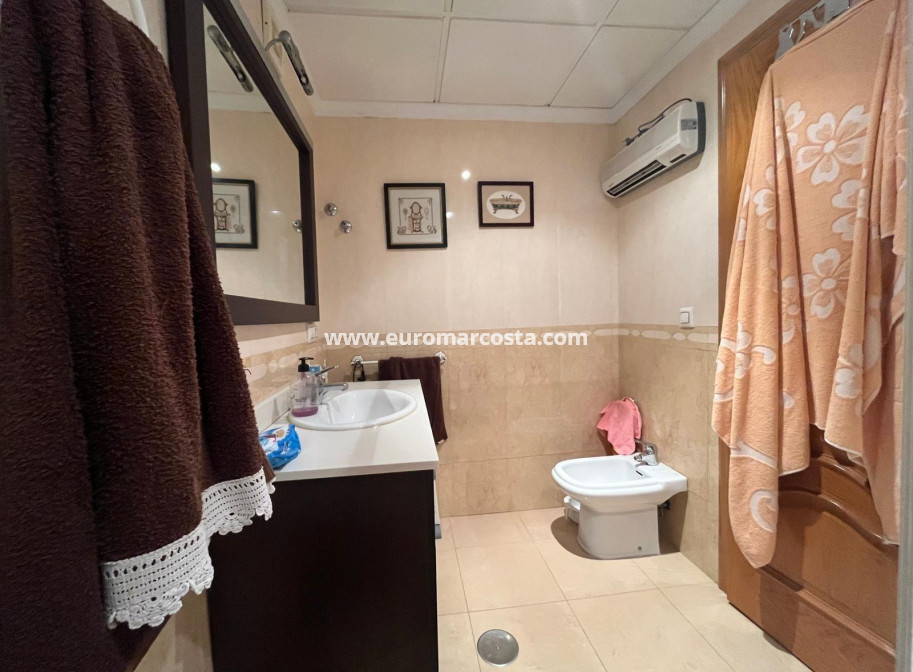 Venta - Apartamento / piso - Torrevieja - TORREVIEJA