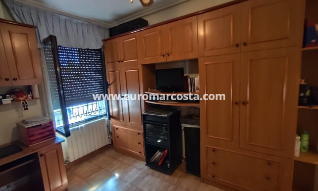 Objekte zum Wiederverkauf - Villa freitstehend - Torrevieja - TORREVIEJA