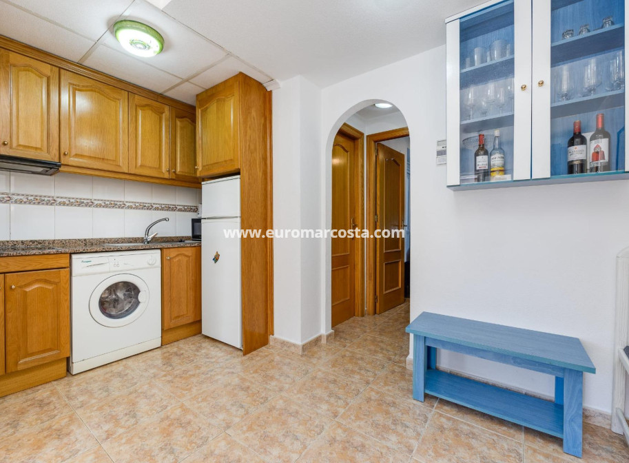 Sale - Apartment / flat - Torrevieja - TORREVIEJA