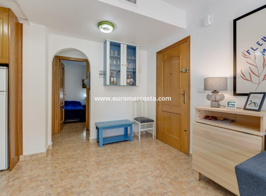 Sale - Apartment / flat - Torrevieja - TORREVIEJA