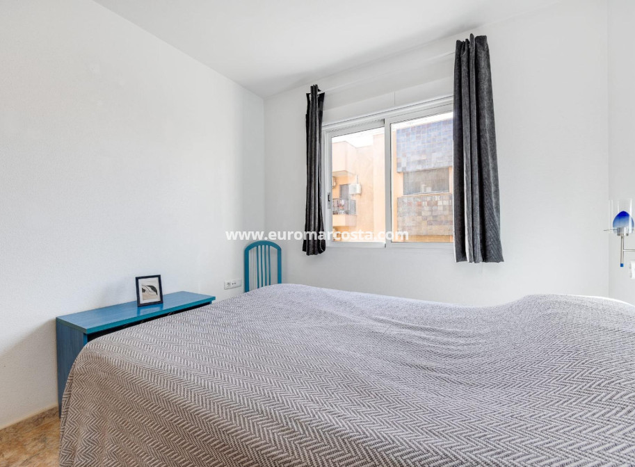 Sale - Apartment / flat - Torrevieja - TORREVIEJA