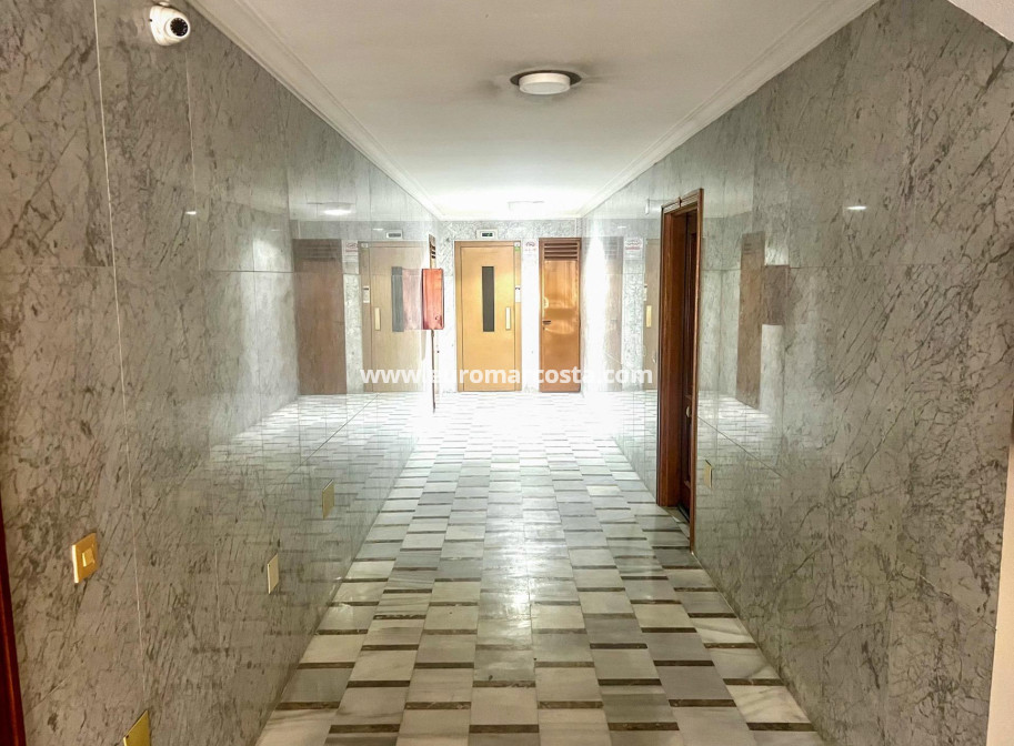 Sale - Apartment / flat - Torrevieja - TORREVIEJA