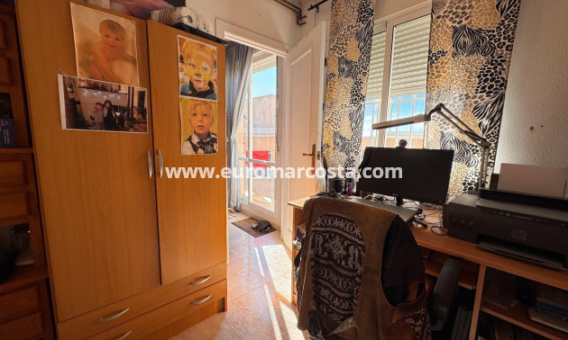 Objekte zum Wiederverkauf - Wohnung - Torrevieja - TORREVIEJA