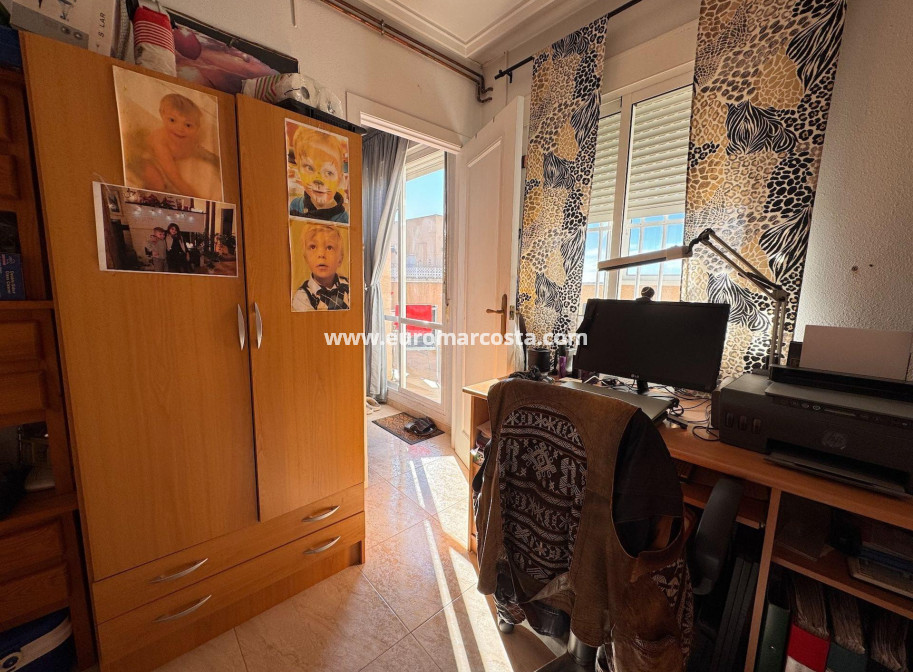 Objekte zum Wiederverkauf - Wohnung - Torrevieja - TORREVIEJA