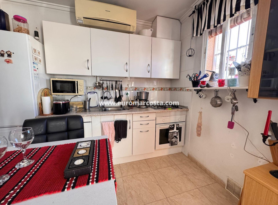 Objekte zum Wiederverkauf - Wohnung - Torrevieja - TORREVIEJA