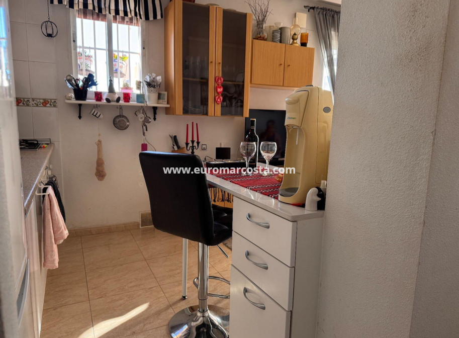 Objekte zum Wiederverkauf - Wohnung - Torrevieja - TORREVIEJA