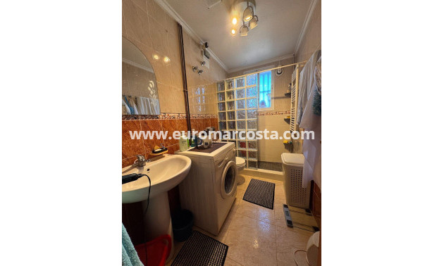 Objekte zum Wiederverkauf - Wohnung - Torrevieja - TORREVIEJA