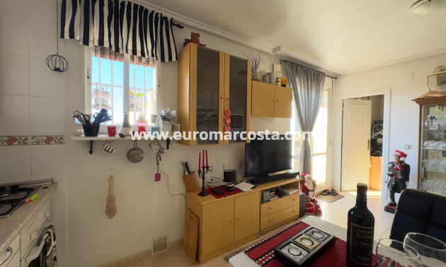 Objekte zum Wiederverkauf - Wohnung - Torrevieja - TORREVIEJA