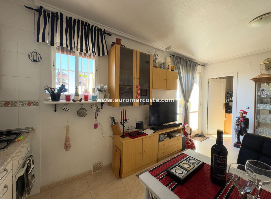Objekte zum Wiederverkauf - Wohnung - Torrevieja - TORREVIEJA