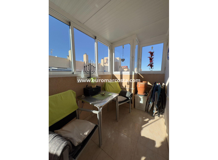 Objekte zum Wiederverkauf - Wohnung - Torrevieja - TORREVIEJA
