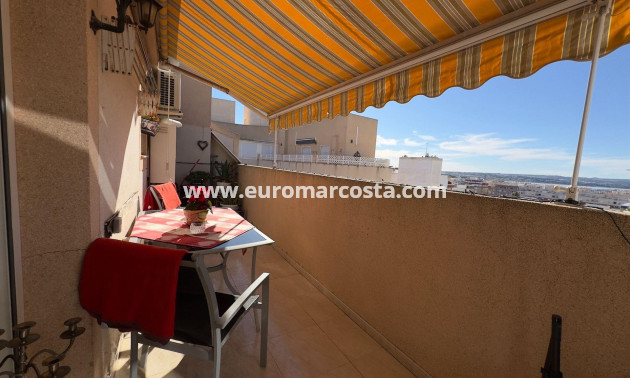 Objekte zum Wiederverkauf - Wohnung - Torrevieja - TORREVIEJA