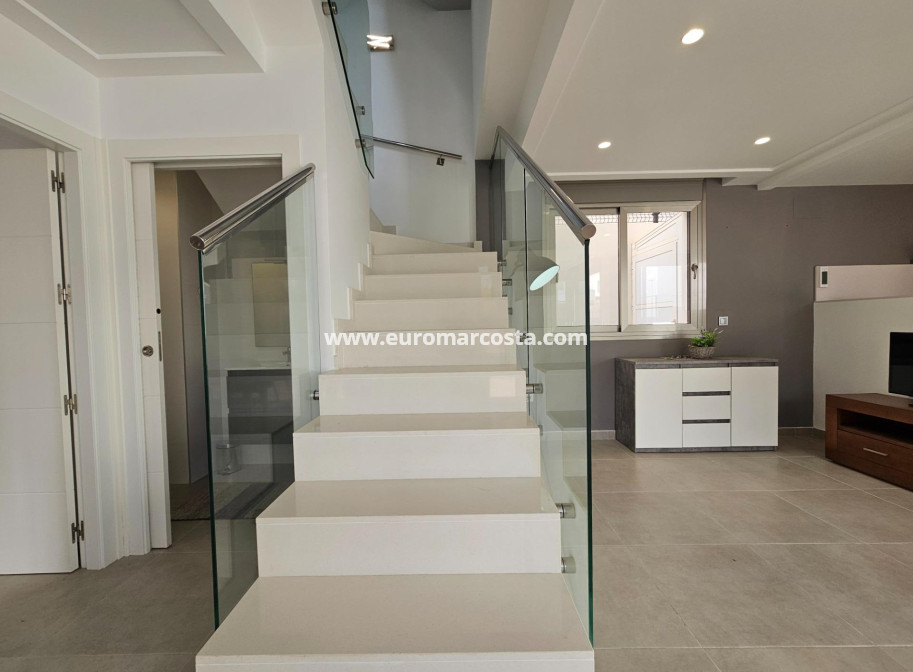Venta - Villa - Orihuela Costa - Lomas de Cabo Roig-Los Dolses