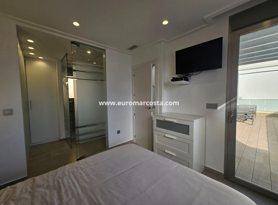 Venta - Villa - Orihuela Costa - Lomas de Cabo Roig-Los Dolses