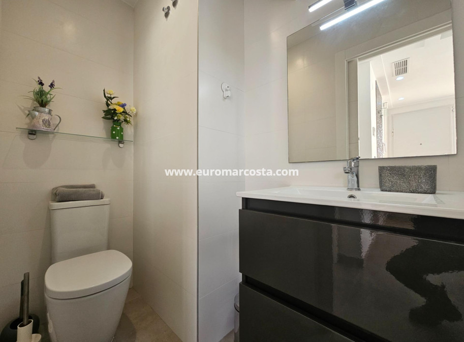 Venta - Villa - Orihuela Costa - Lomas de Cabo Roig-Los Dolses